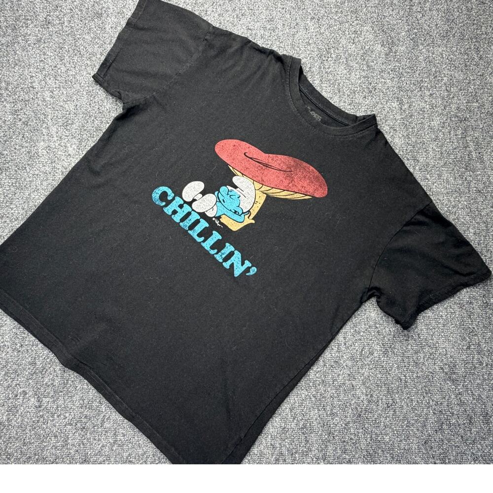 Pixar Smurf “Chillin’” Graphic T-Shirt XL Black Cartoon Tee